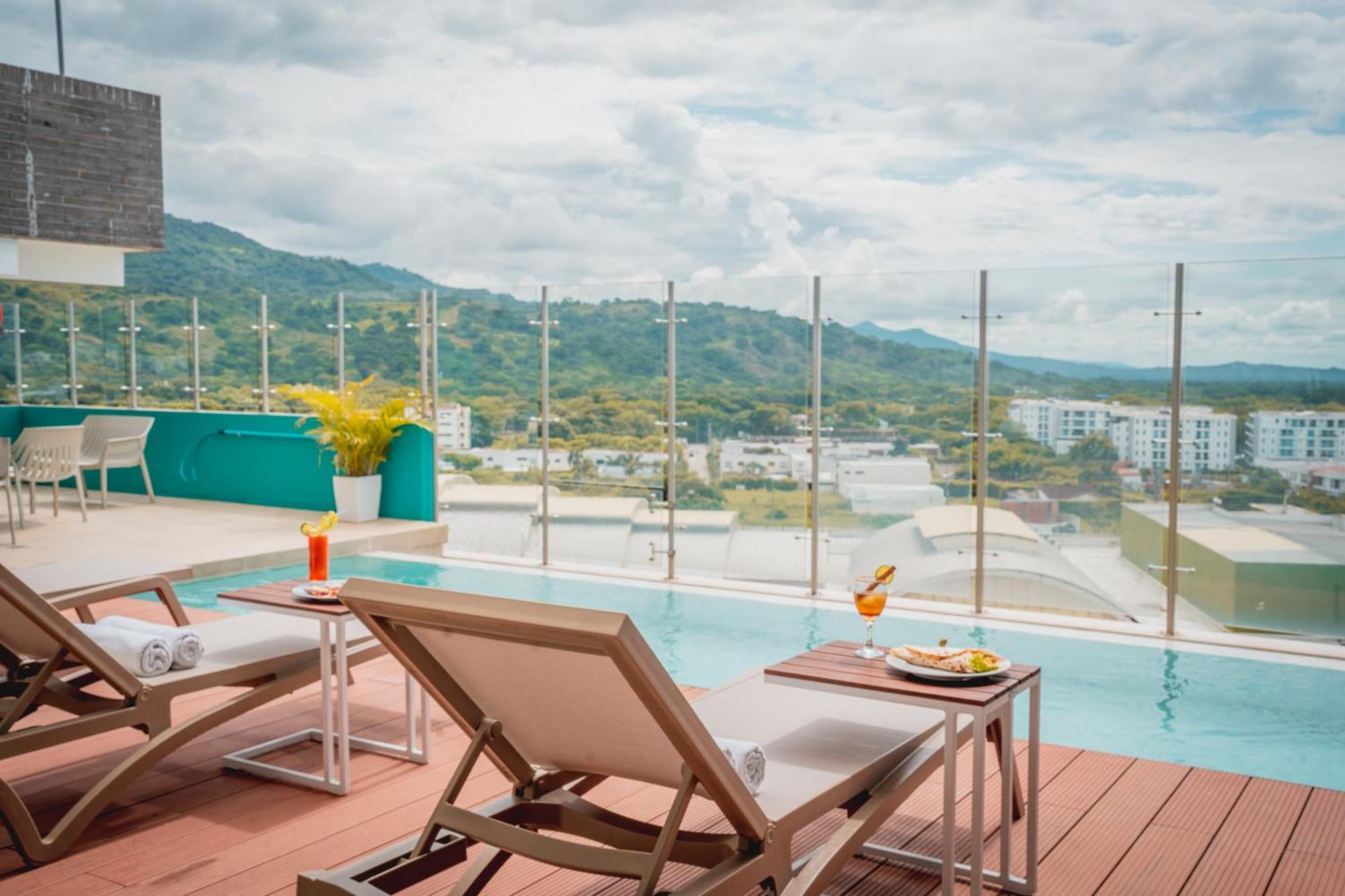 Holiday Inn Express Yopal By Ihg Exterior foto