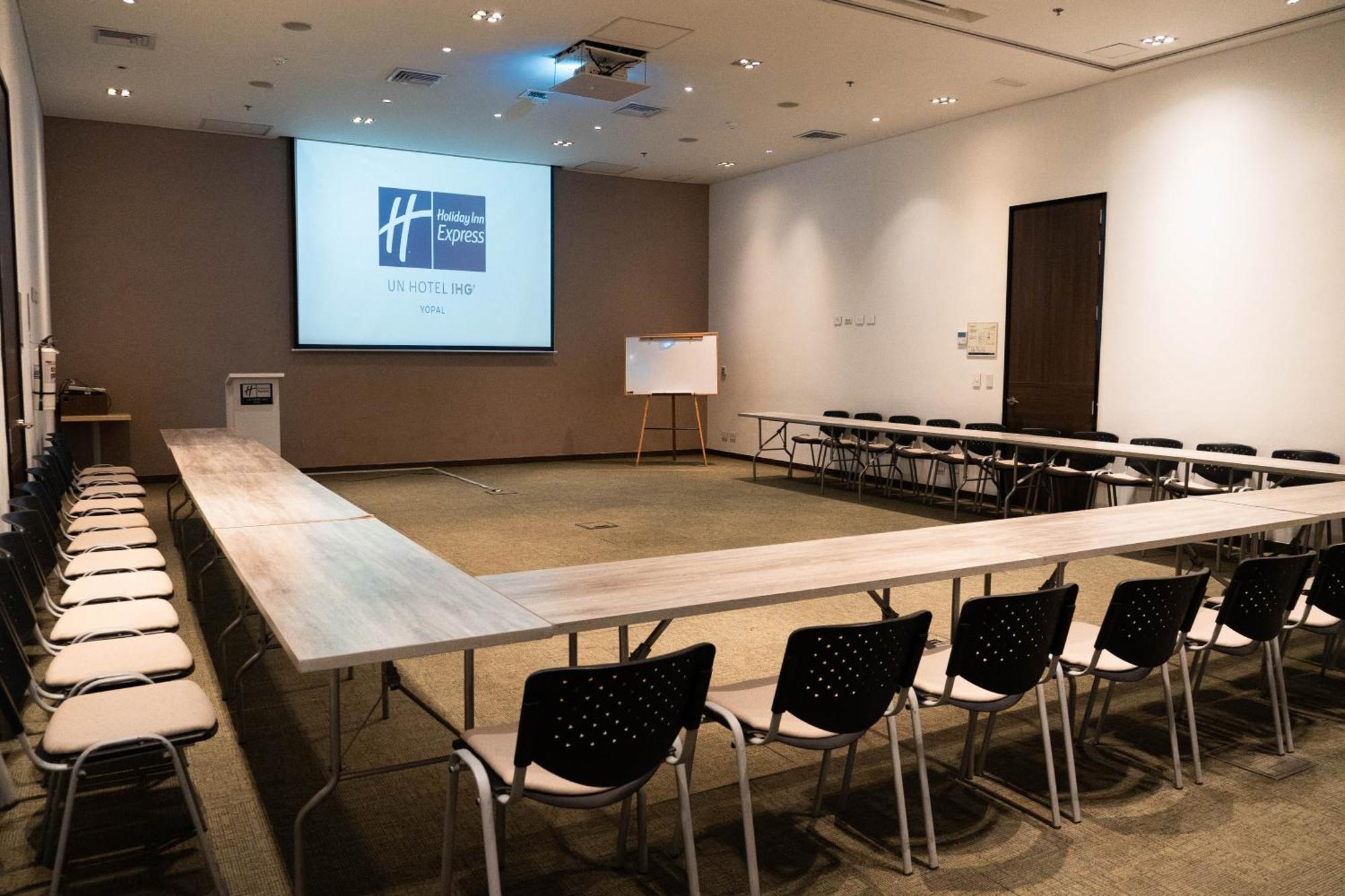 Holiday Inn Express Yopal By Ihg Exterior foto